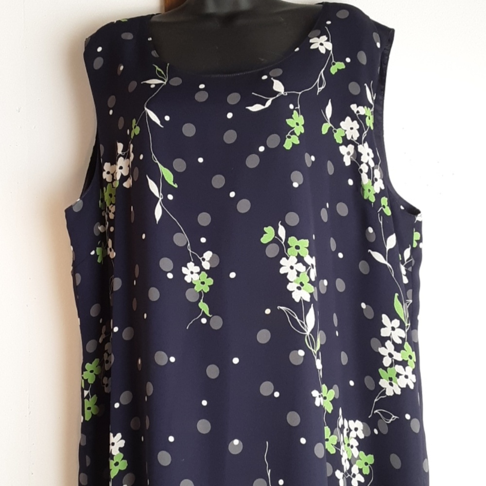 Plus size, 24w Drapers and Damons, blue floral